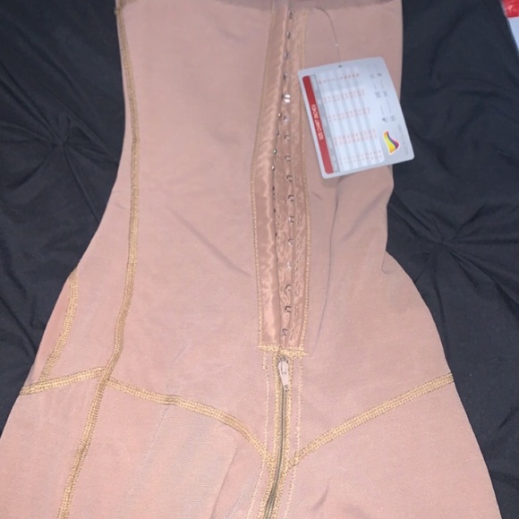 Jackie London shape wear NWT - Picture 2 of 3
